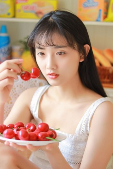 小荡货奶真大水多好紧视频